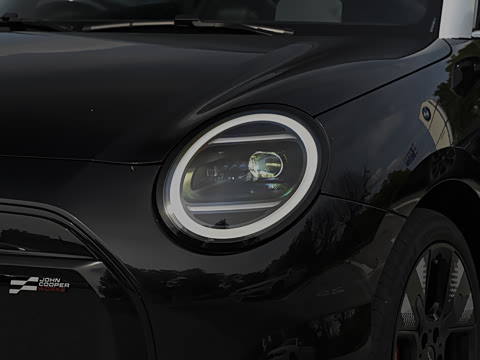 2026�� JOHN COOPER WORKS �ڱ��ر��