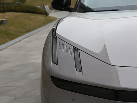 2025�� 240����Ultra H5