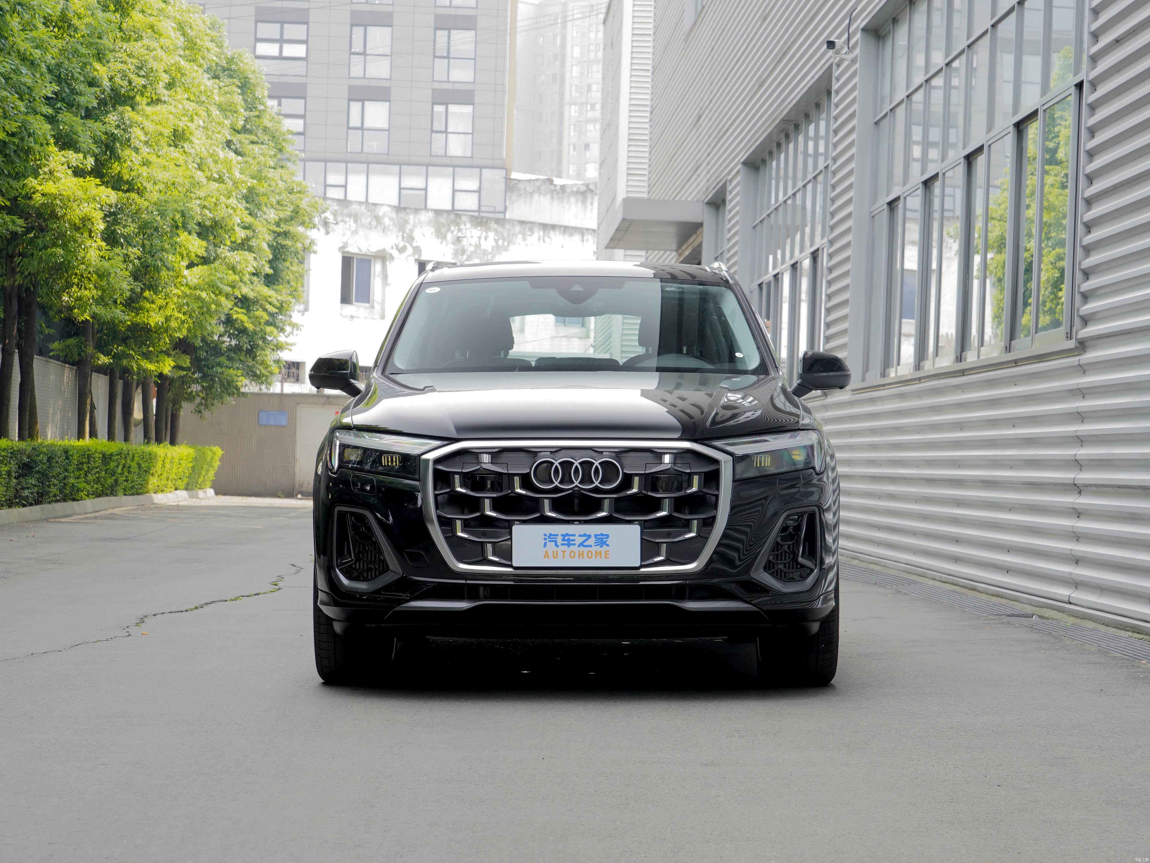 Audi Q7, миниатюра 10