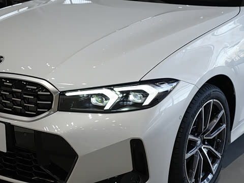 2026�� 325Li M�˶���װ