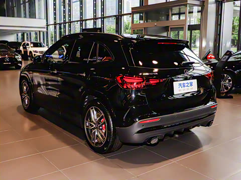 2025�� AMG GLA 35 4MATIC