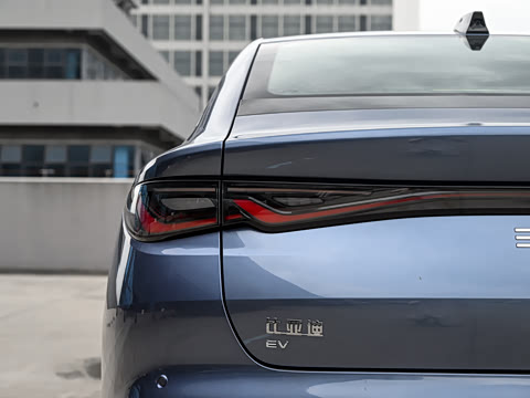 2025�� EV 545KM������