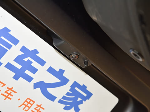 2026�� 110 3.0T P400 X-Dynamic HSE