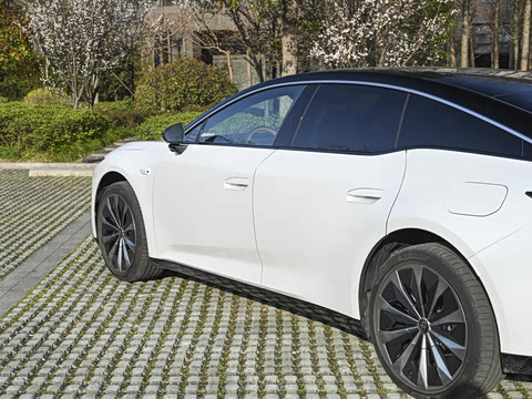 2026�� 710 Ultra�����״��