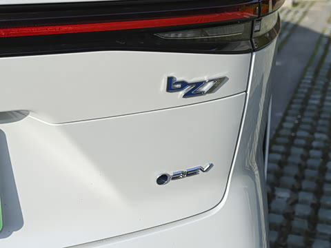 2026�� 710 Ultra�����״��