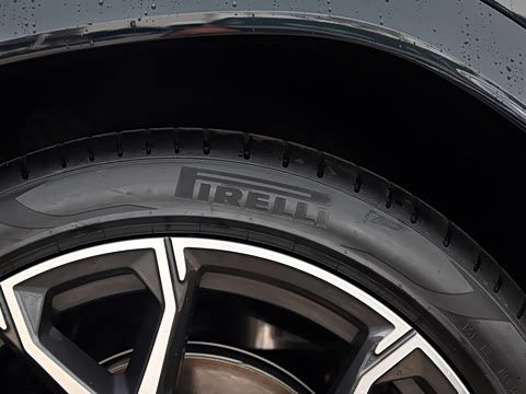 2026�� xDrive40i ������ M�˶���װ