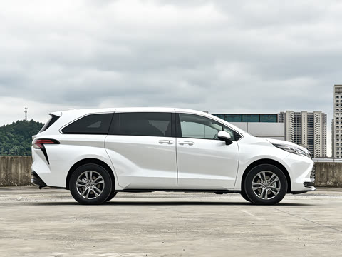2027�� 2.5L ˫����������