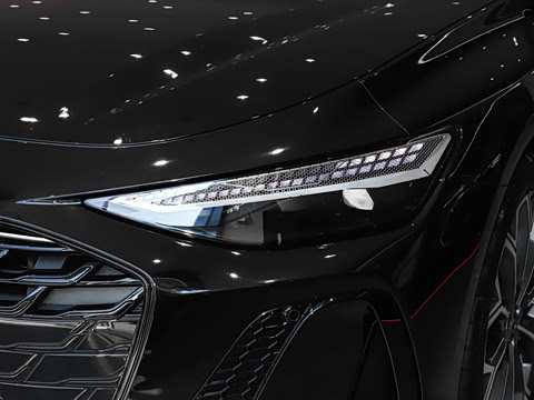 2026�� 2.0T quattro ������