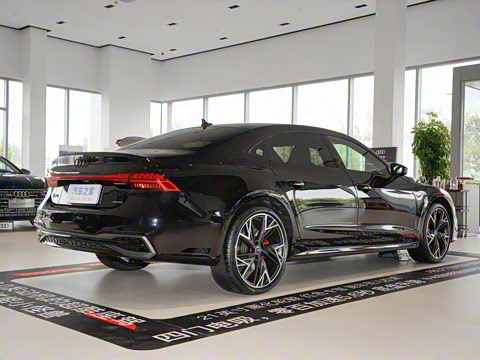 2025�� 55 TFSI quattro ����ʿ��