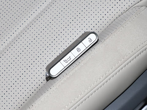 2026�� �ȷ�quattro��