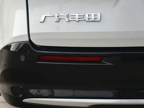 2027�� 2.5L ˫������������