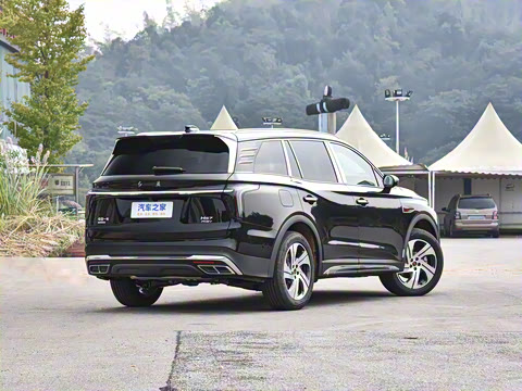 2025�� 2.0T PHEV ��������� 7��