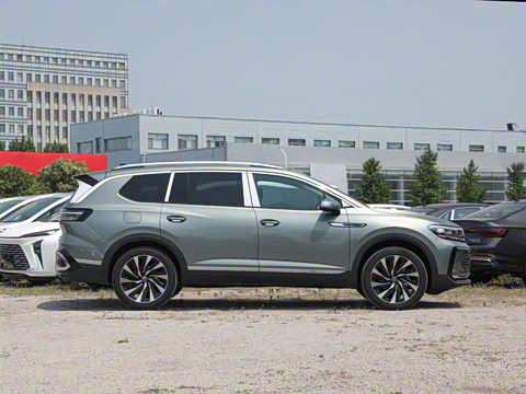 2026�� 450TSI �������� 6��