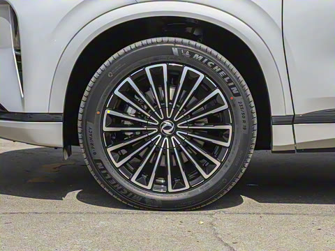 2025�� 185KM�����