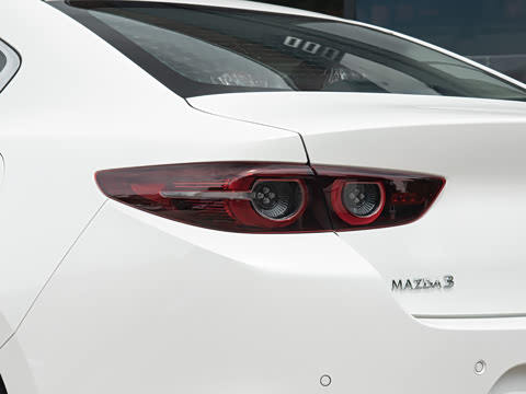 2025�� 2.0L �Զ������