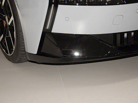 2025�� 702 ������ Ultra