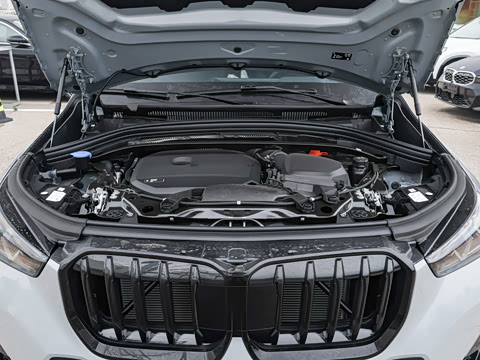 2025�� xDrive25Li M�˶���ҹ��װ