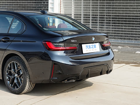 2026�� 330i M�˶���ҹ��װ