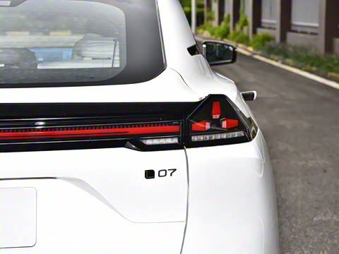 2026�� 550Max��ΪǬ��ADS SE��