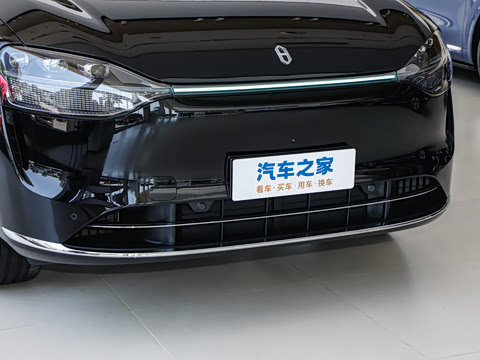 2025�� ���� Ultra�� 52kWh 6���棨896�߼����״