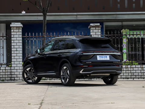 2026�� 2.0T ����������