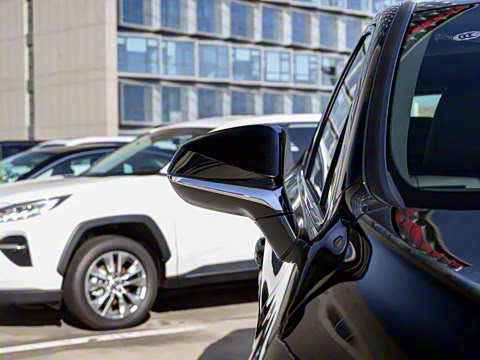 2026�� 300 ����������