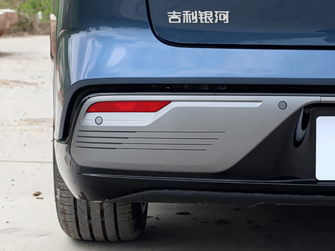 2026�� 225km EM-i Զ�����ǺӰ�
