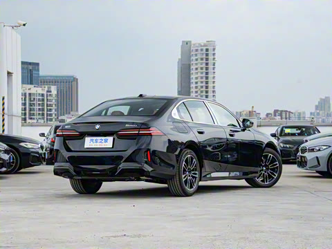 2026�� 525Li M�˶���װ