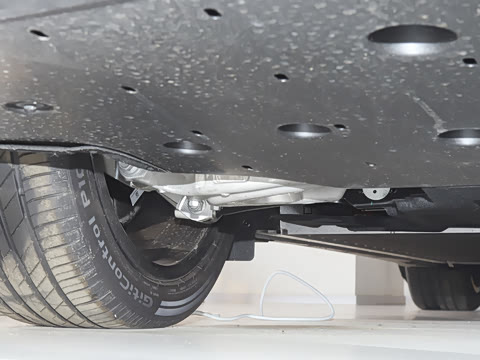 2025�� �Ŀ� 560MAX 185kW