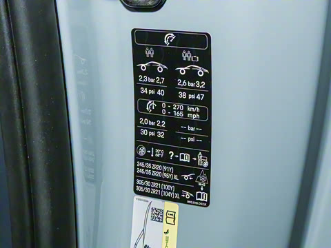 2026�� Carrera 3.0T