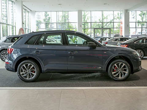 2026�� 45�����ذ� 40 TFSI ʱ�ж�����