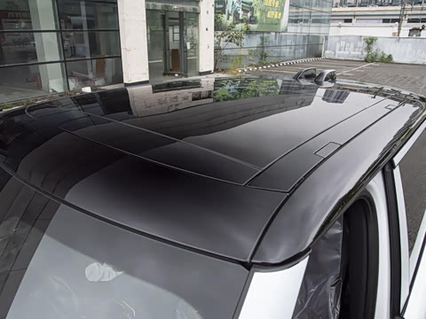 2026�� 400PS Dynamic SE