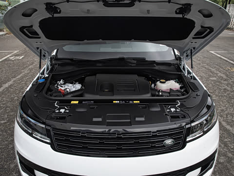 2026�� 400PS Dynamic SE