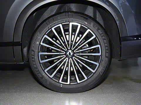 2025�� 185KM�����