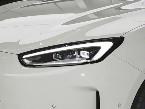 2025�� ����   Ultra ������