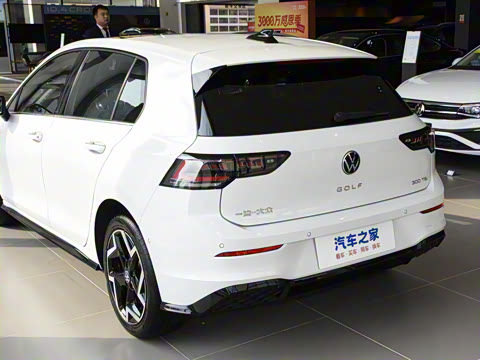 2026�� 300TSI R-Line