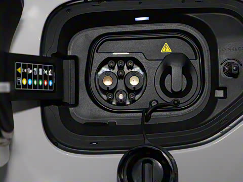 2025�� 240����Ultra