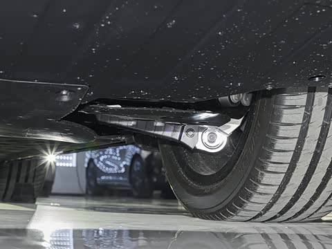 2026�� ���� 702 Max �콢��