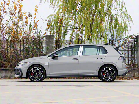 2026�� 380TSI DSG GTI