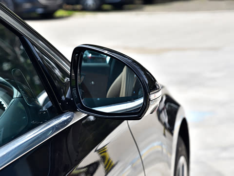 2026�� �Ŀ�� E 300 L ʱ����