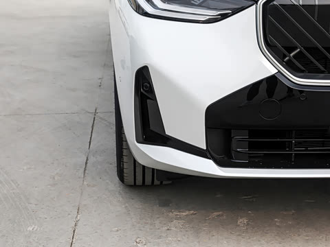 2026�� xDrive25L M�˶���ҹ��װ