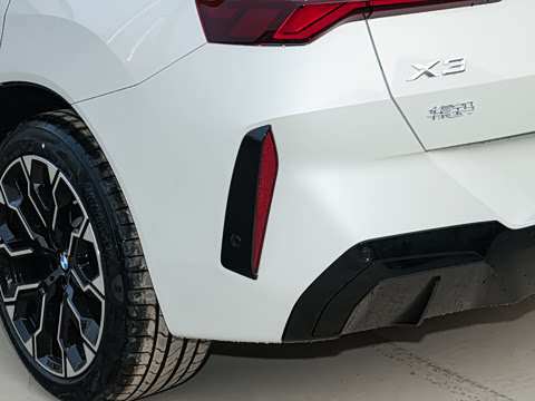 2026�� xDrive30L ������ M�˶���ҹ��װ