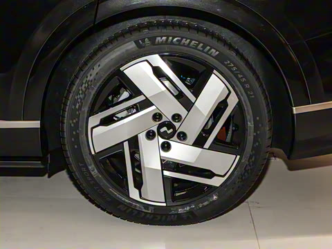 2025�� Ultra ������