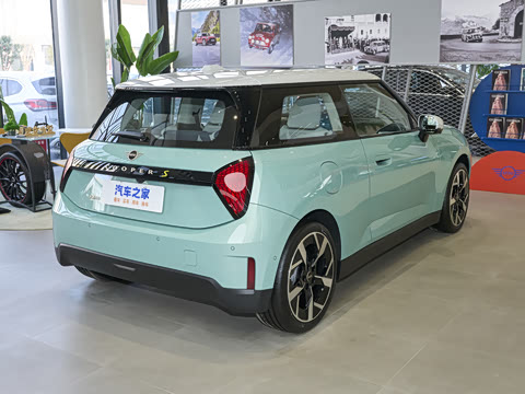 2026�� 463km COOPER SE ������