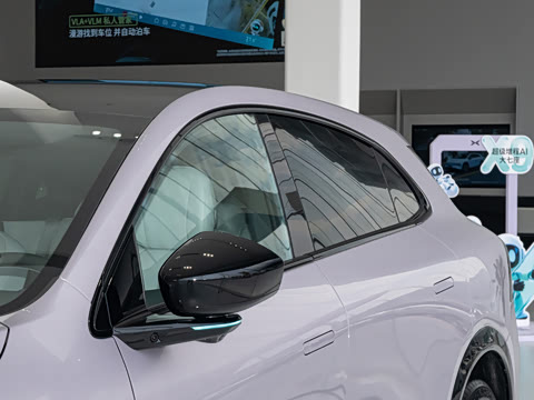 2026�� ���� 702 Max �콢��