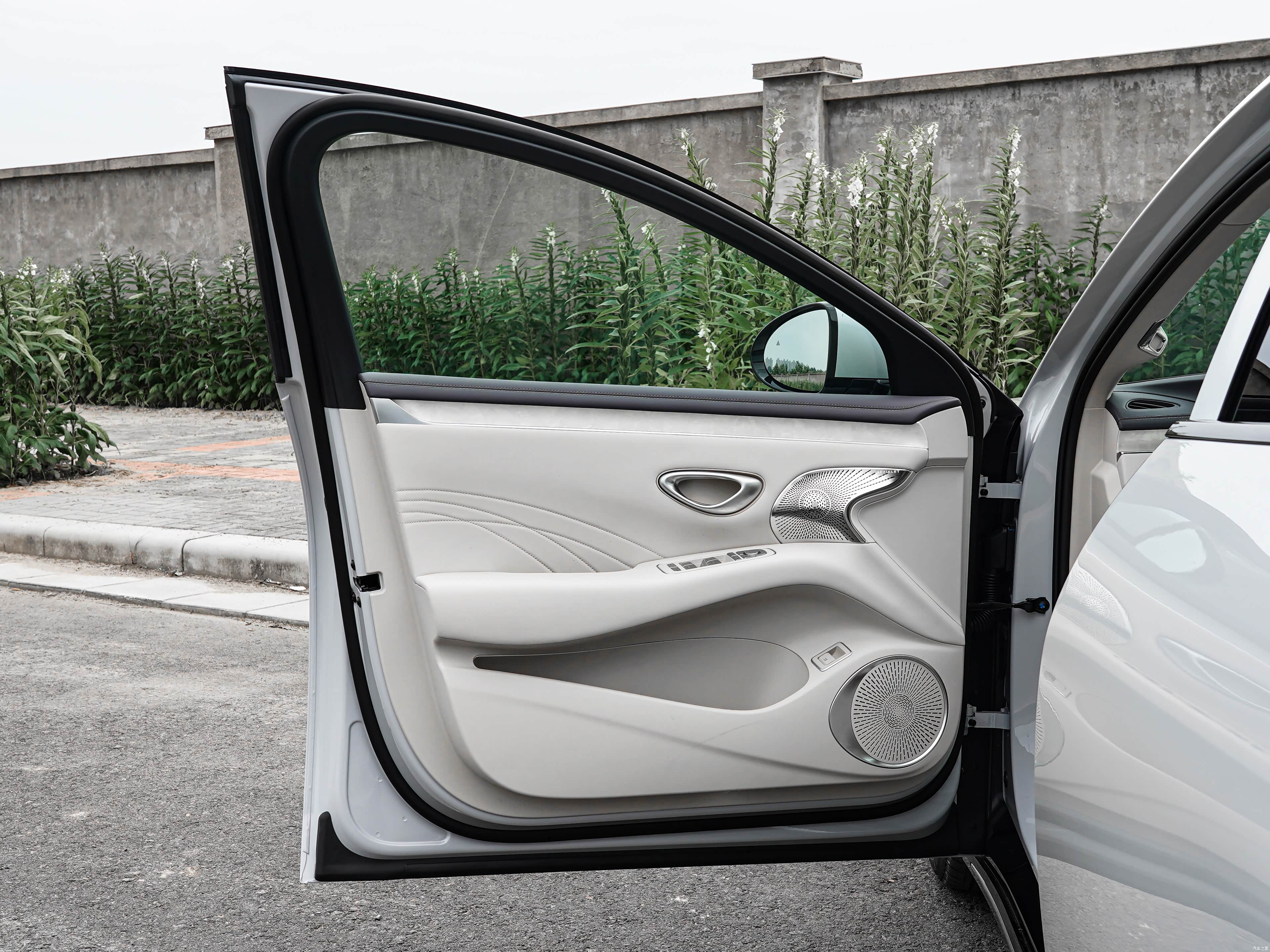 BYD SEAL, миниатюра 23