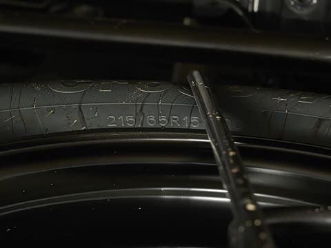 2027�� 2.0L ������ 9��