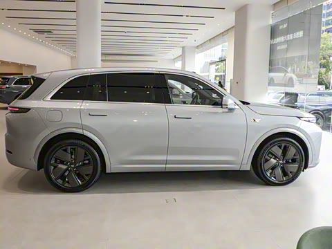 2025�� Pro ���ܻ��°�