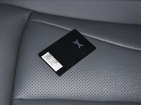 2026�� ���� 725 Max �콢��