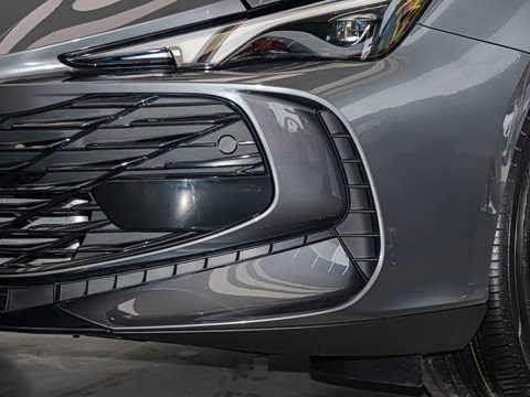 2026�� 2.0T Trophy+ �����˶���